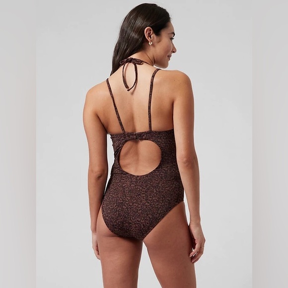 Athleta Choclate Floral Camo Keyhole Back One Piece Swimsuit Brown - Picture 2 of 8